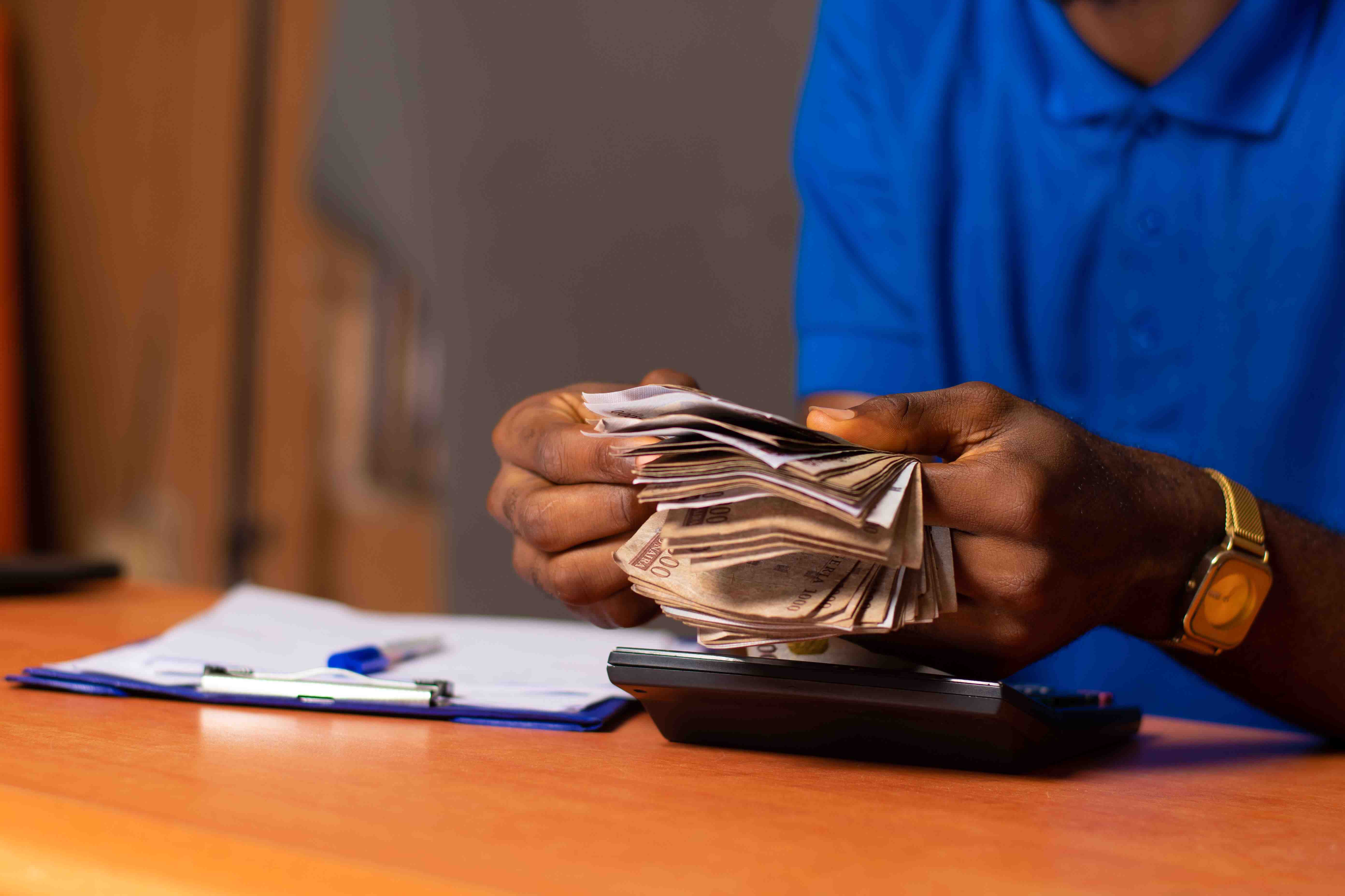vendor partner counting money